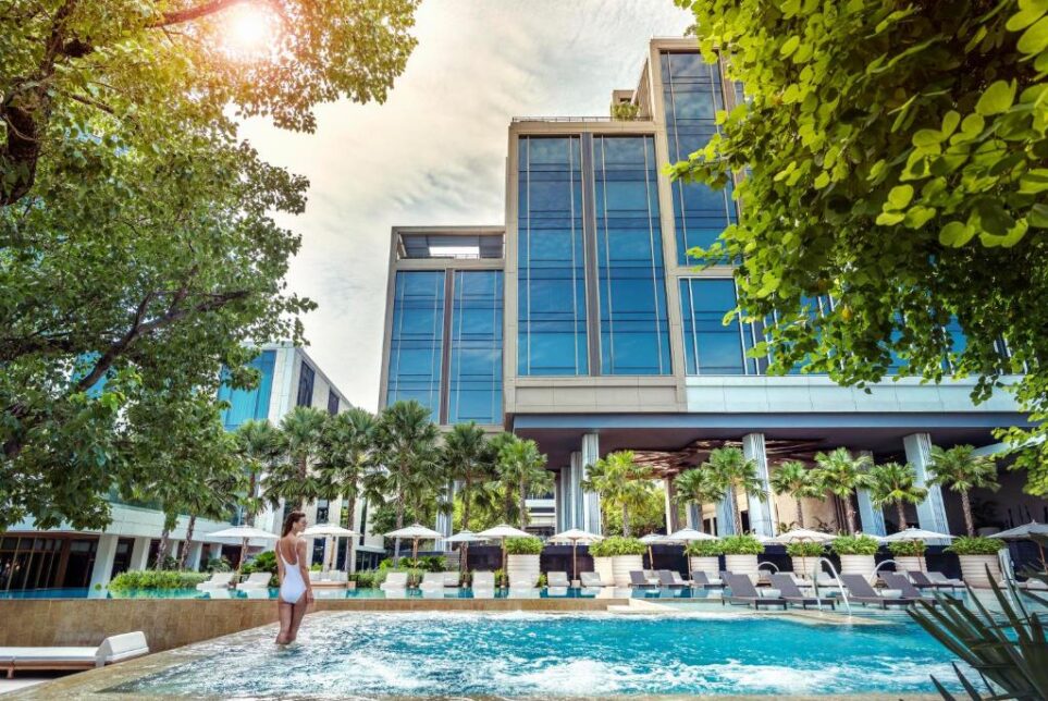 Four Seasons Hotel Bangkok at Chao Phraya River434596560